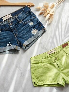 Hollister California Summer Shorts Bundle - Size 5/7 Distressed Denim + Lime Grn